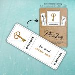 Escape Room Gutschein zum Ausdrucken. Auf der Gutscheinvorlage ist ein antiker Schlüssel abgebildet.