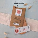 Lieblingsitaliener Gutschein Vorlage zum Ausdrucken. Der Gutschein steckt in einer Gutscheinkarte, auf der steht „Zeit statt Zeug“. Diese Gutscheinkarte muss separat erworben werden. Liebevoll gestaltete Druckvorlagen, um ganz einfach einen Gutschein Lieblingsitaliener selber basteln zu können.