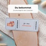 Gutschein Töpferkurs Druckvorlage als PDF zum Downloaden. Auf dem Töpferkurs-Gutschein ist eine getöpferte Vase im Aquarellstil abgebildet.